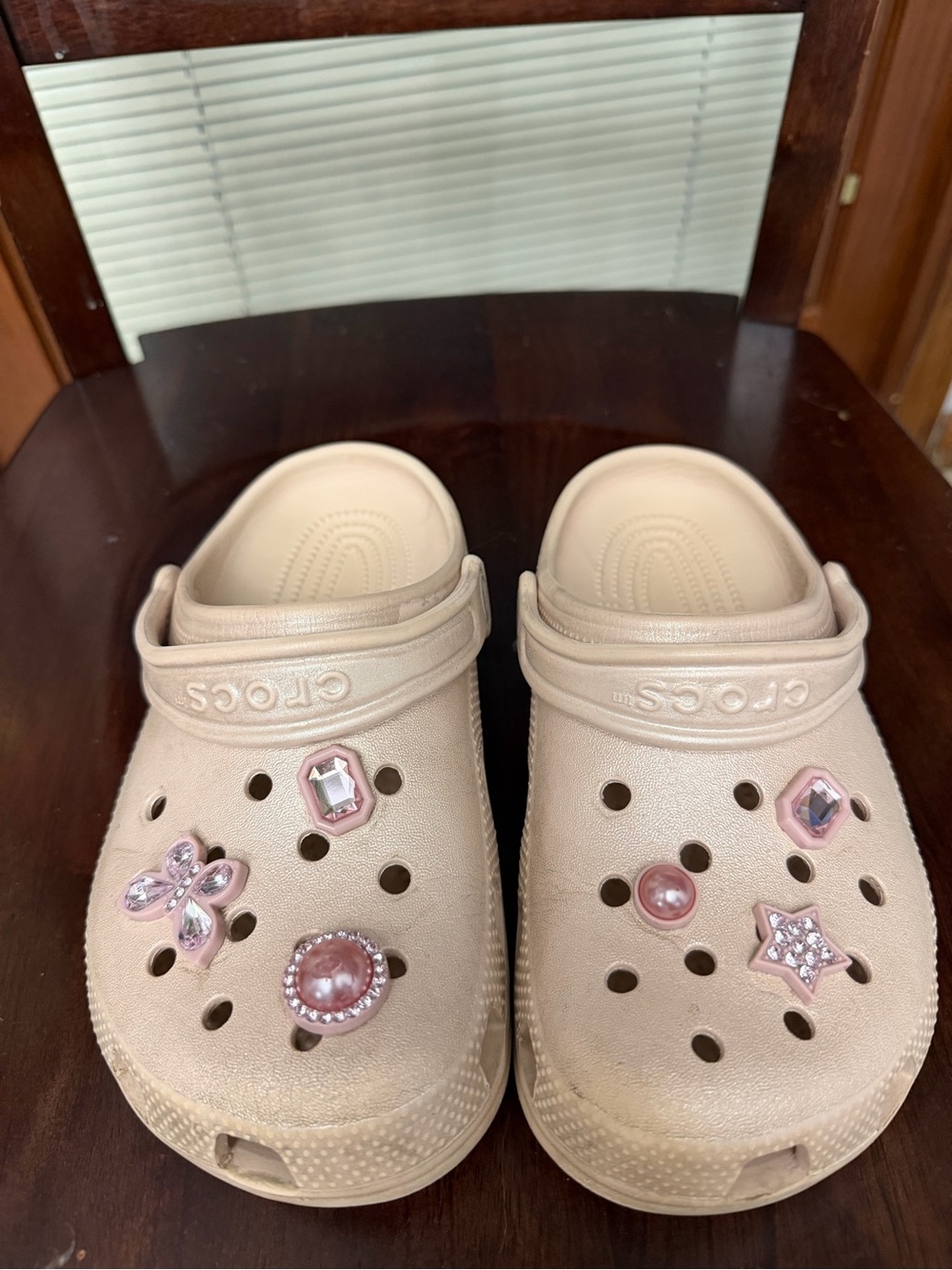 CROCS Kids Classic Clog with Pink Jewel Charms - pink 3